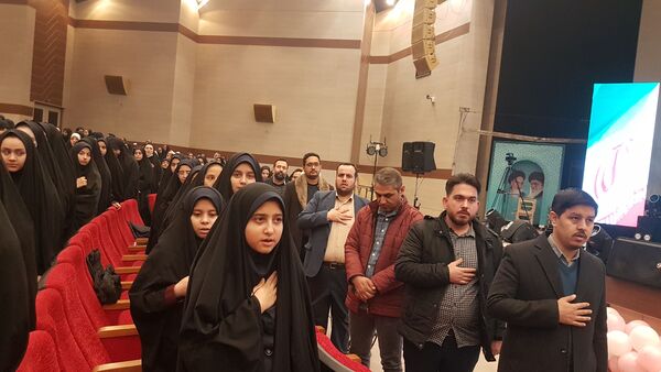 جشن بزرگ ولادت حضرت فاطمه(س) و روز مادر در مدارس امام حسین (ع)