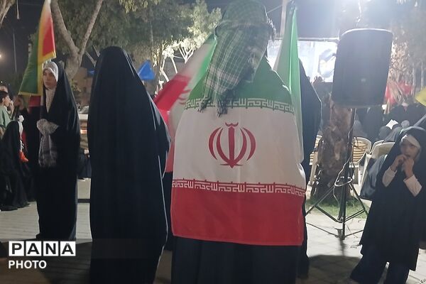 دویست و یکمین شب تجمع مردمی در میدان هفت تیر نسیم شهر