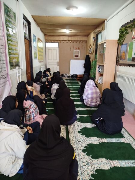 آموزش آمادگی دفاعی در سطح مدارس شهرستان فاروج