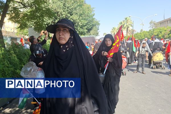 مراسم راهپیمایی جاماندگان اربعین حسینی در شیراز