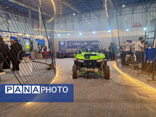 روز سوم از نمایشگاه پژوهش و فناوری در مشهد