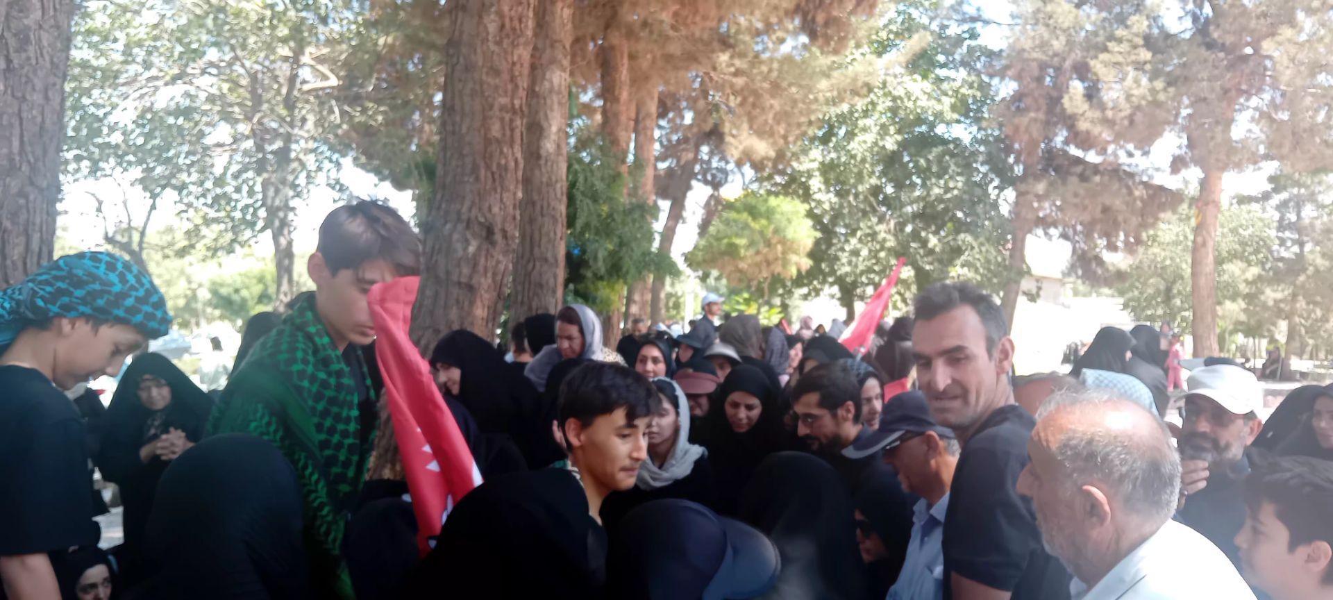 پیاده‌روی جاماندگان اربعین در شهرک ینگی امام ساوجبلاغ