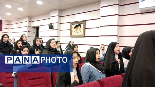 افتتاح پایگاه بسیج دانش‌آموزی در دبستان قرآنی نرجس ناحیه یک کرج