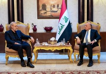 رایزنی لاریجانی با فؤاد حسین درباره پروژه‌های ریلی ایران و عراق