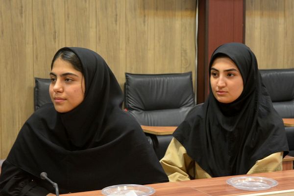 جلسه آموزشی خبرنویسی و تجلیل از دانش‌آموز خبرنگاران فعال پانا ناحیه 2 بهارستان