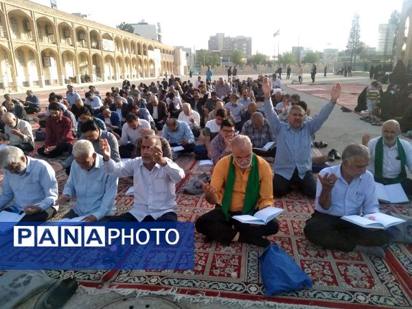نماز باران در امامزاده سیدجعفر محمد در یزد