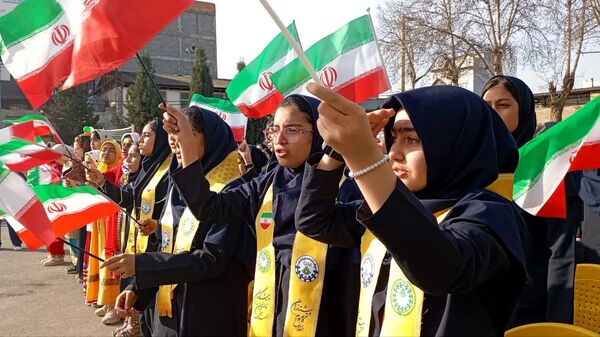 همایش ایرانمون در مدرسه زینب کبری