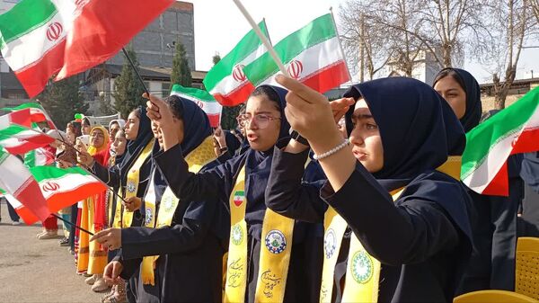 همایش ایرانمون در مدرسه زینب کبری