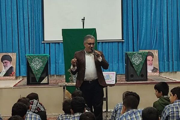 گرامیداشت روز مادر در مدارس اسلامشهر