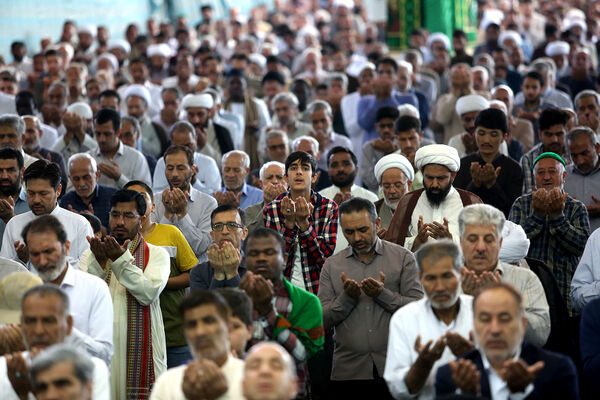 اقامه نماز عید سعید قربان در مصلای قدس قم