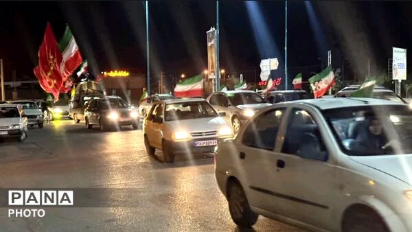 حضور حماسی مردم مهریز پای کار انقلاب اسلامی