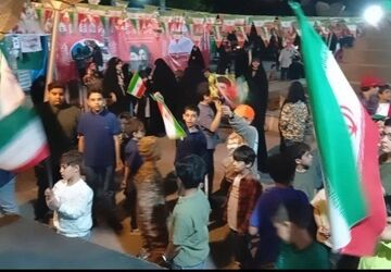 مردم کرج، اتحاد و همبستگی خود را در راهپیمایی به نمایش گذاشتند