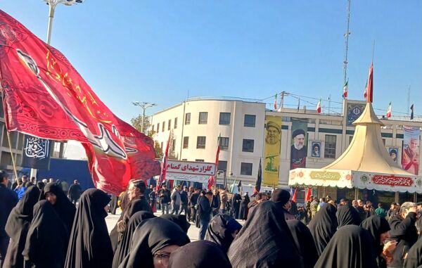 بزرگترین اطعام فاطمی کشور در مراسم استقبال از شهدا