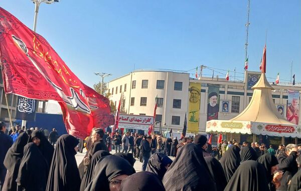 بزرگترین اطعام فاطمی کشور در مراسم استقبال از شهدا
