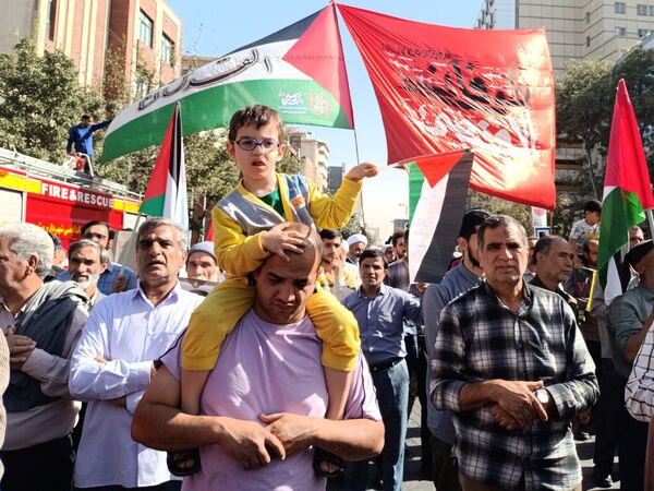 جمع خشم نصر در دومین سالگرد طوفان الاقصی؛ مردم پرشور به خیابان‌ها آمدند