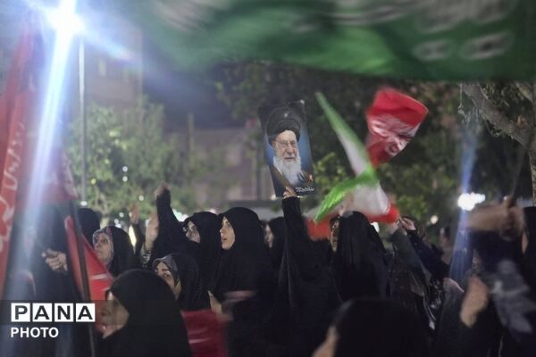 ایستاده در مسیر حق