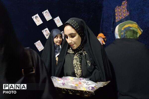 ستون این انقلاب، ایستادگی مردم در ۸۰ شب کف میدان 