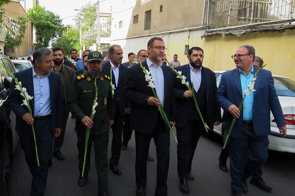 مراسم گلباران محل شهادت استاد شهید مرتضی مطهری 