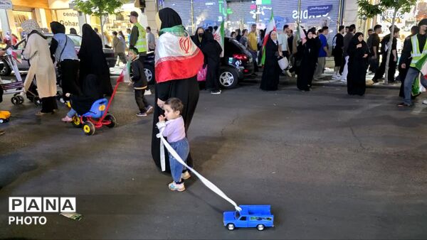 حرکت خودرویی سربازان 1400 پای کار انقلاب