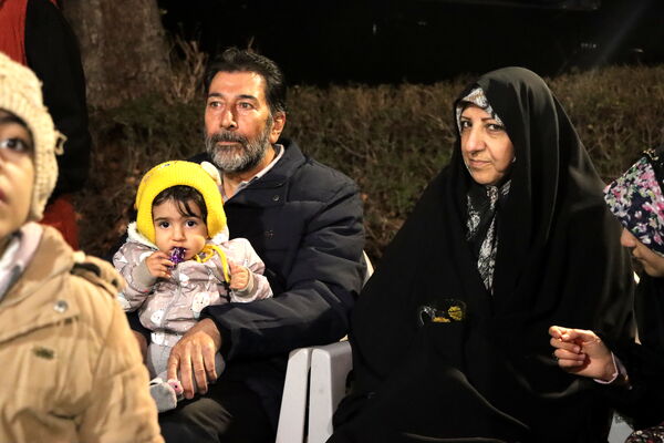 پذیرایی نوجوانان سید مرکز سلاله از منتظران ظهور در ایام فرخنده نیمه شعبان
