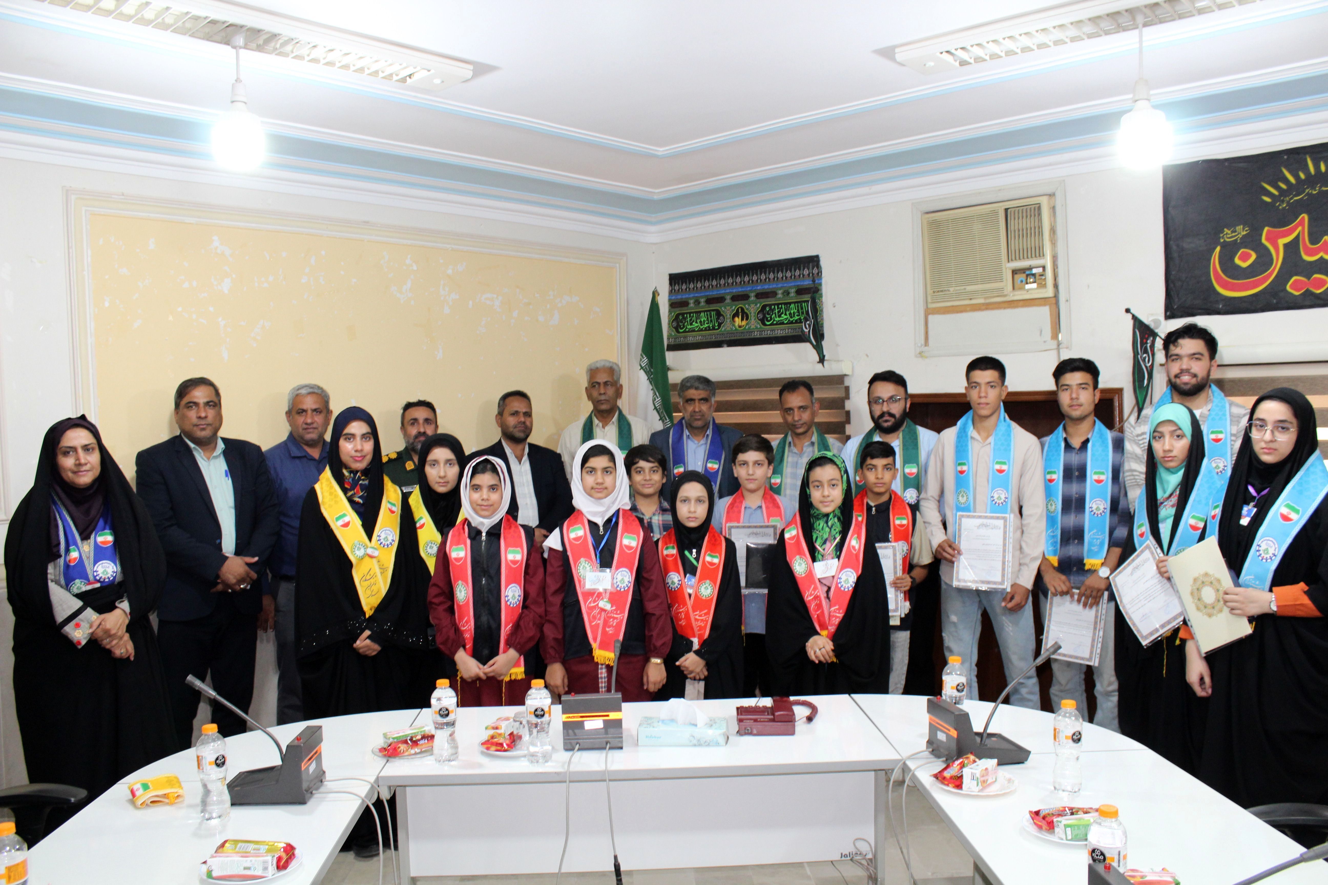 خبرنگاران چشمان بیدار شهرستان و جامعه هستند