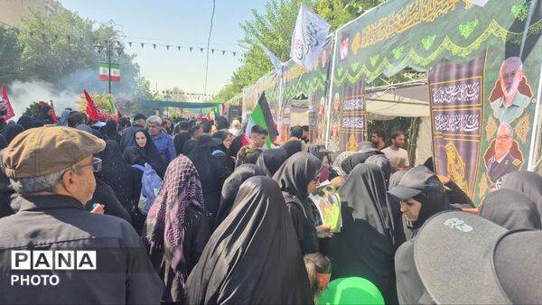 پیاده‌روی جاماندگان اربعین؛ جلوه‌ای از ارادت مردم به حضرت اباعبدالله‌الحسین (ع)