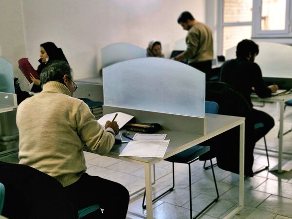 نمایش خطوط اصیل ایرانی در آزمونی هنری 