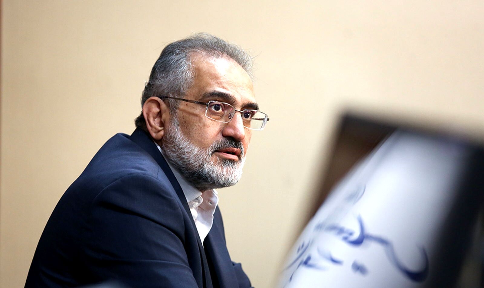 پاسخ معاون پارلمانی رئیس جمهور به اظهارات قالیباف