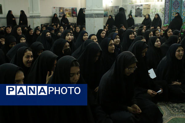 جلوه‌هایی از یادواره شهدای دبیرستان سید احمد فاتحی یک قم