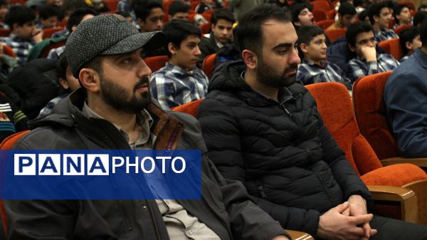 برگزاری مراسم یادواره شهدا «پدربزرگ‌های آسمانی»