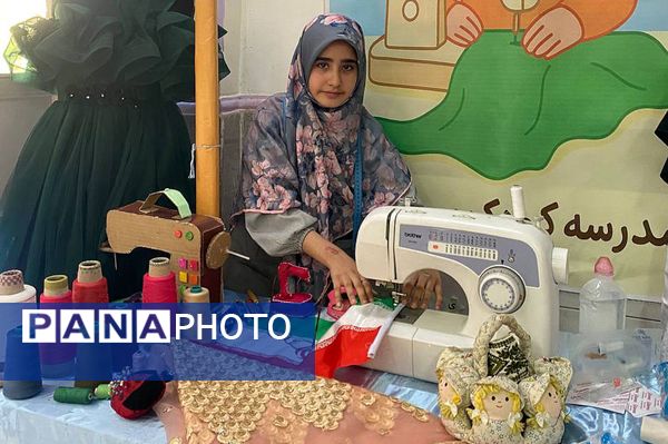 برگزاری نمایشگاه به مناسبت هفته مشاغل، در دبستان کودک مسلمان