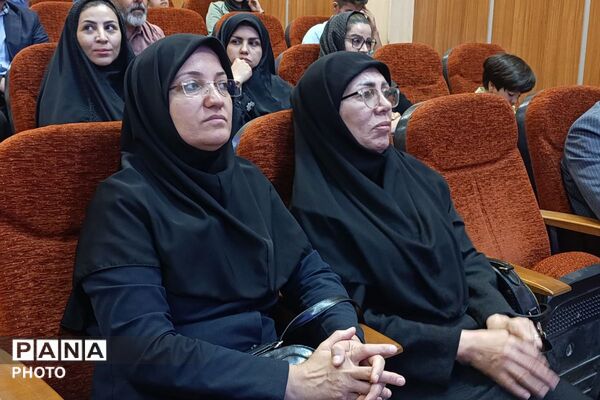  آیین گرامی‌داشت «سلامت و امنیت با سفیران سلامت» در ورامین