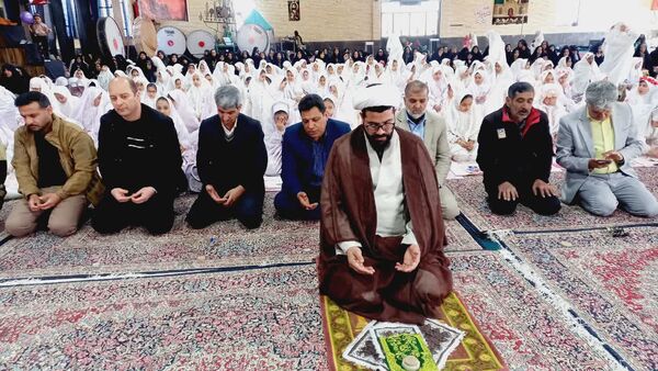 مراسم جشن عبادت ۲۵۰ دانش‌‎آموز پایه سوم مدارس ابتدایی دخترانه شهرستان رابر 