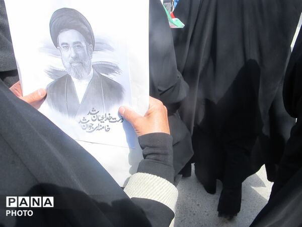 دسته عزاداری اربعین شهادت رهبر معظم انقلاب و دانش‌آموزان شهید میناب در شهرکیان