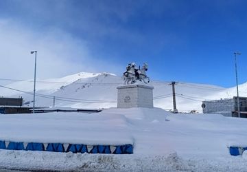  نخستین برف زمستان در پایتخت برف ایران 