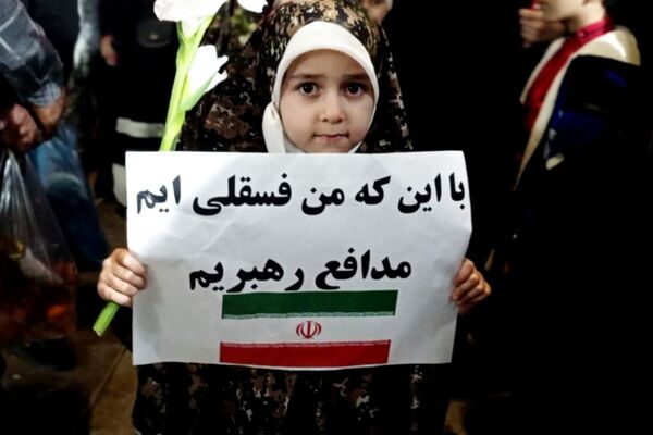  تکرار حماسه حضور و تجدید عهد با رهبر در بناب