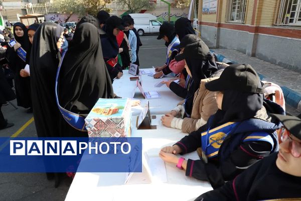 انتخابات شورای دانش‌آموزی در بیش از ۶۰۰۰ مدرسه استان آذربایجان شرقی 