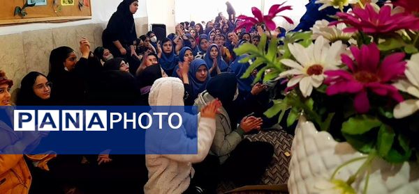 گرامیداشت عید مبعث در دبیرستان حافظ شهرکرد