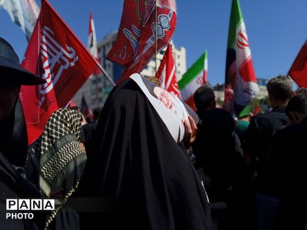 ما میمانیم تا آخرین نفس تا پیروزی