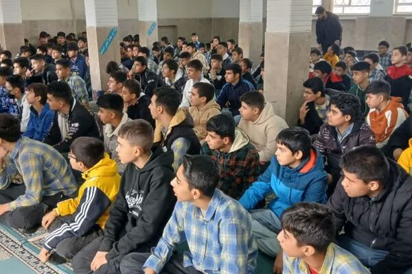 آغاز مسیر آگاهانه انتخاب رشته در مدرسه شهید فتوحی رباط‌کریم