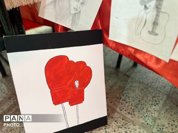 نمایشگاه آثار و دستاوردهای دانش‌آموزی خاتم