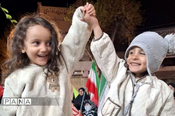 گردهمایی معلمان انقلابی شهرستان فیروزکوه 