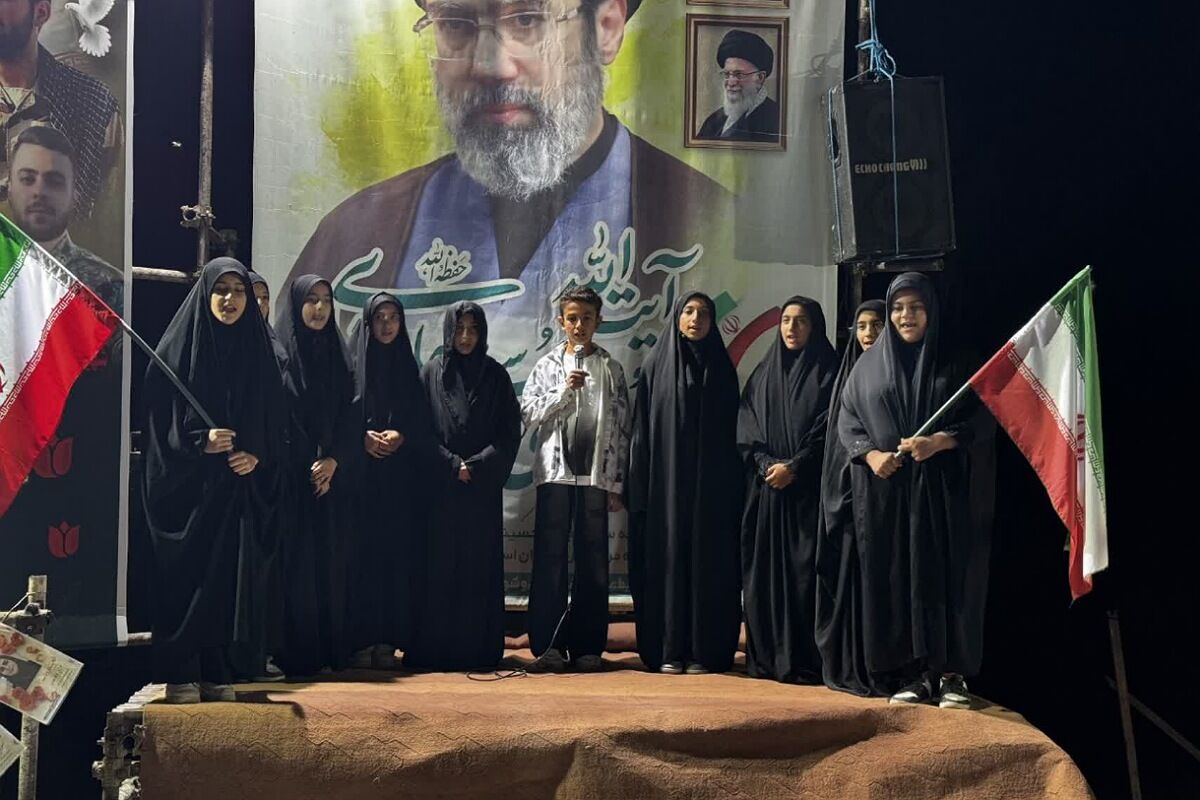 تجدید بیعت پرشور مردم فیروزکوه با رهبری معظم انقلاب