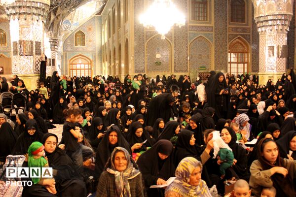 اجتماع شیرخوارگان حسینی در حرم مطهر رضوی