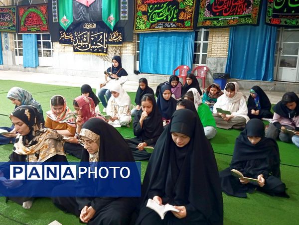 مراسم پخت نذری توسط دانش‌آموزان شیرازی به همت مجموعه تربیت علوی خواهران