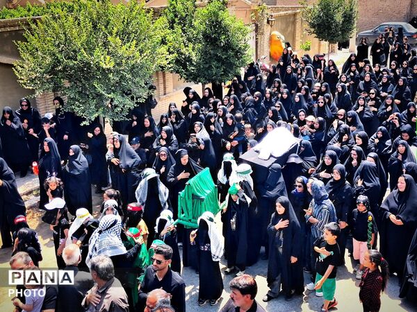 عاشورای حسینی در بزنجرد؛ طنین عشق و ارادت به حسین (ع)