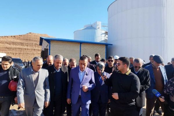 بازدید معاون اجرایی رئیس‌جمهور از طرح فاضلاب پرند