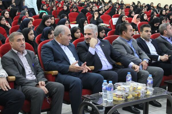 مراسم تجلیل از دانش‌آموزان برتر و پذیرفته شدگان کنکور 1404 در اندیمشک