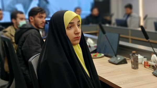 دیدار دانشجویان دانشگاه آزاد با نماینده مجلس شورای اسلامی در کرج 