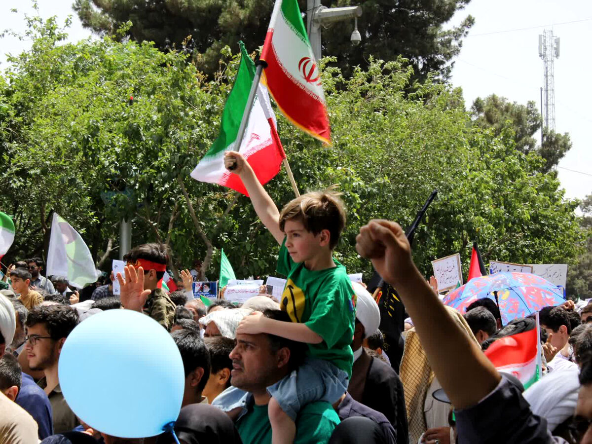 راهپیمای جمعه خشم و نصر در قم